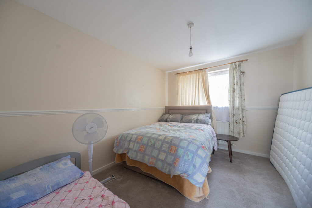 Bridgend Road - Enfield - London - EN1