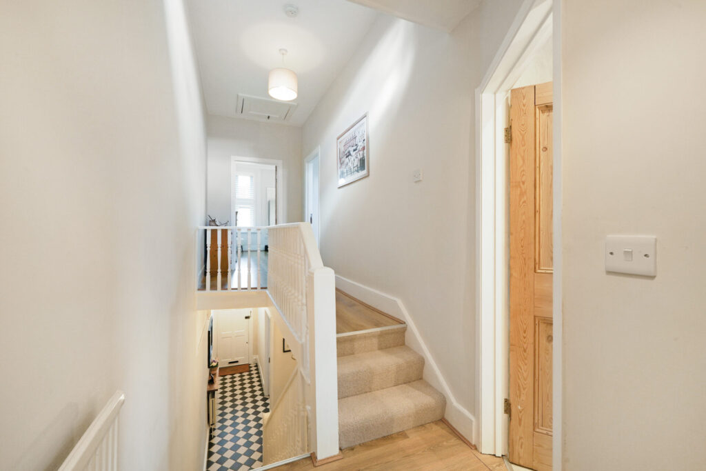 Whittington Road -  Bowes Park - London - N22