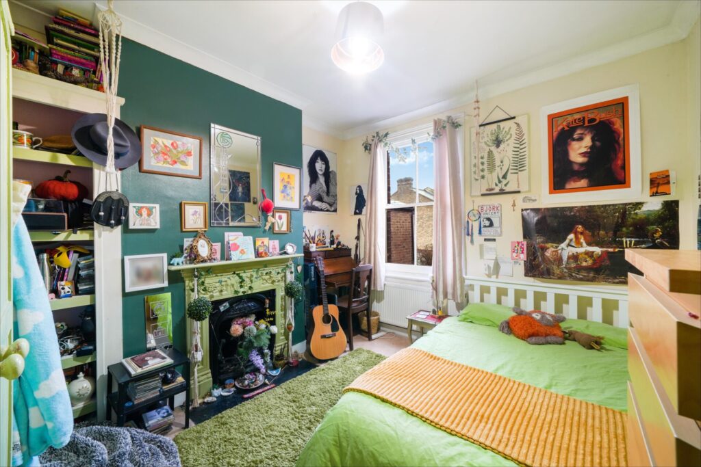 Marlborough Road -  Bowes Park  - London - N22