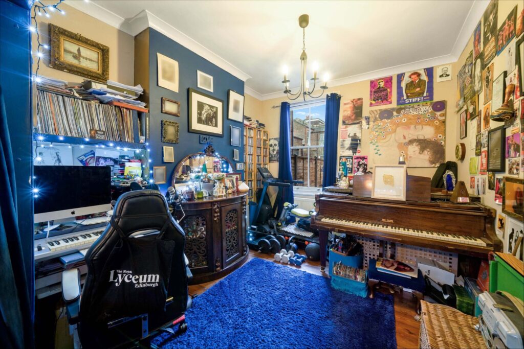 Marlborough Road -  Bowes Park  - London - N22