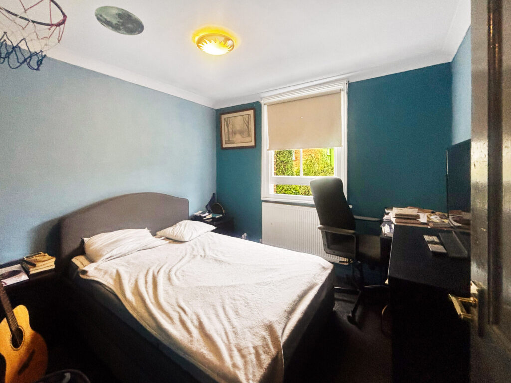 Marlborough Road -  Bowes Park  - London - N22