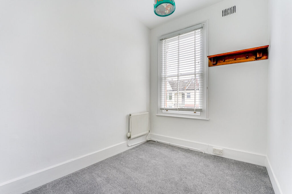 Natal Road - Southgate  - London - N11