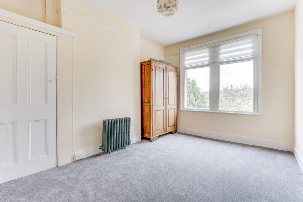 Natal Road - Southgate  - London - N11