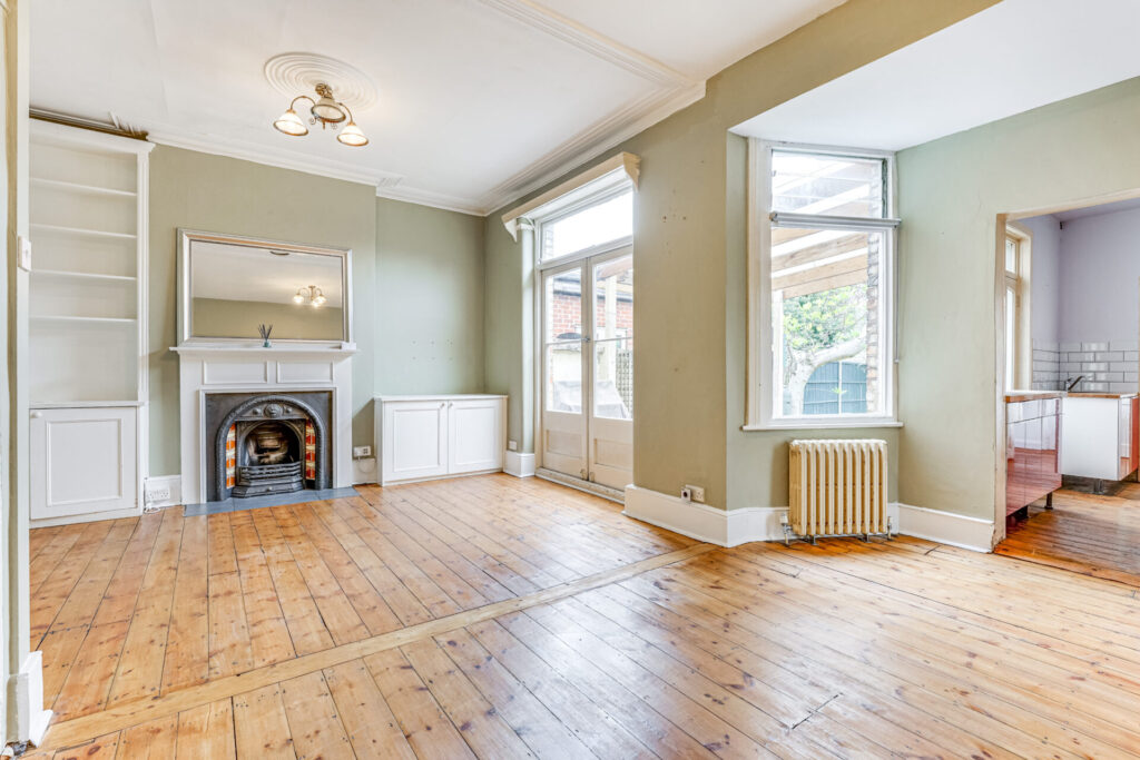 Natal Road - Southgate  - London - N11