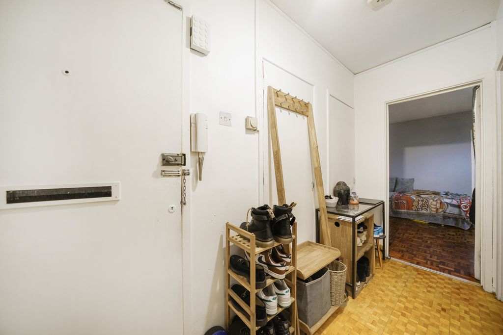 Kingsley Court - Haringey - London - 