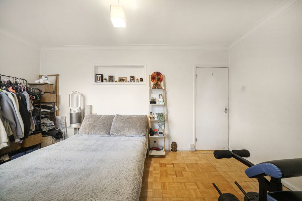 Kingsley Court - Haringey - London - 