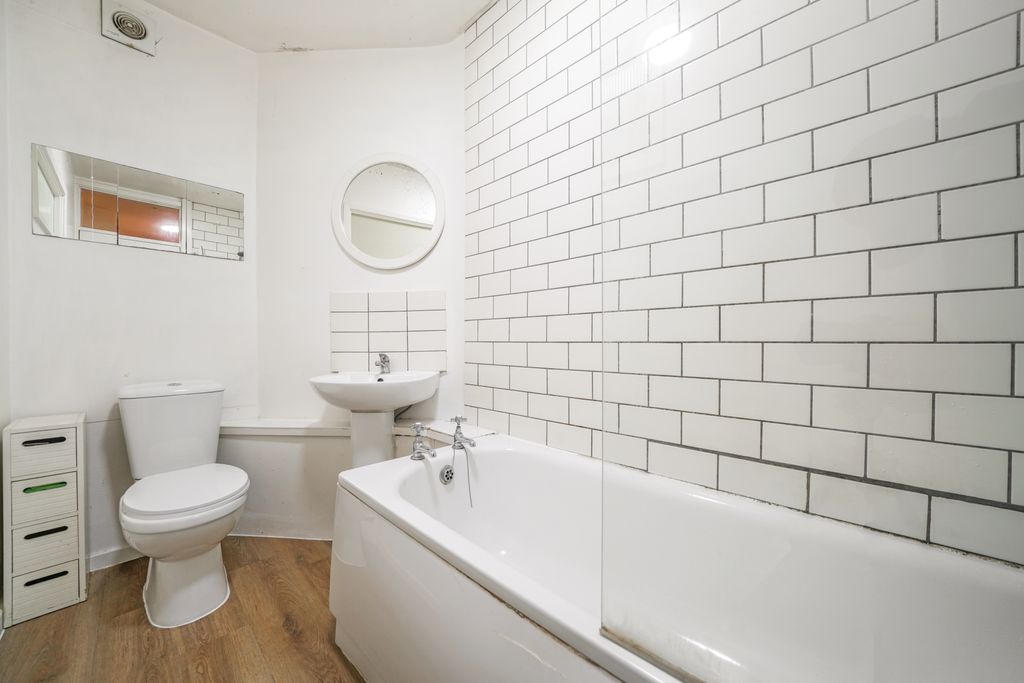 Kingsley Court - Haringey - London - 