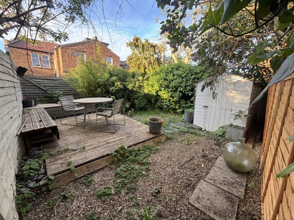 Northbrook Road -  Bowes Park - London - N22