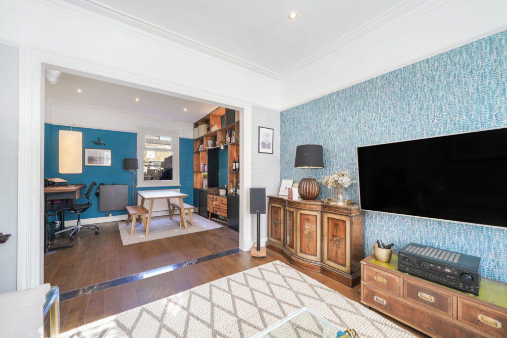 Sidney Road -  Bowes Park - London - N22