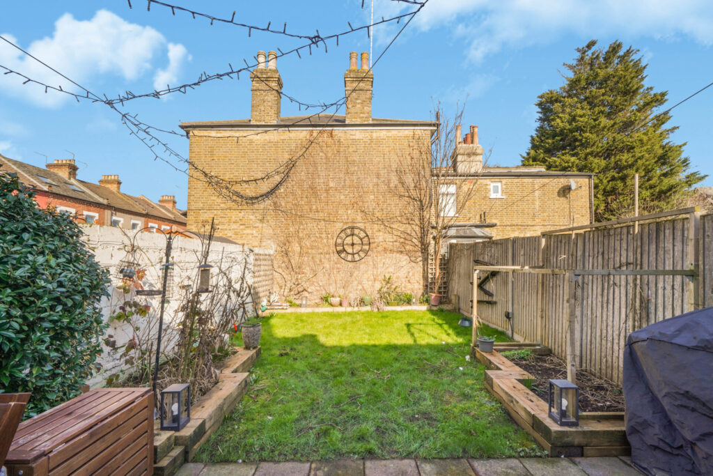 Sidney Road -  Bowes Park - London - N22