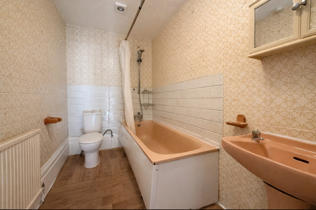 Mansfield Road - Ilford - London - IG1