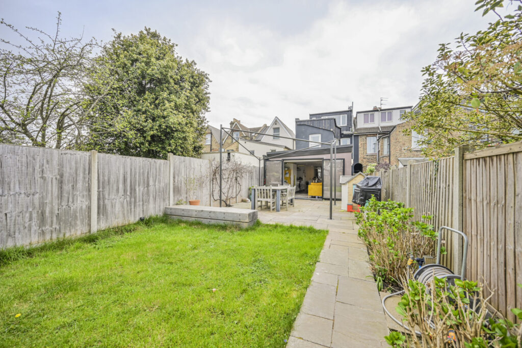 Whittington Road - Bowes Park - London - N22