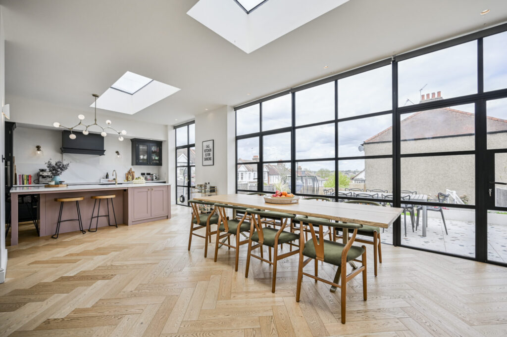 Lynton Gardens - Haringey - London - N11