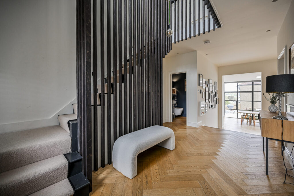 Lynton Gardens - Haringey - London - N11