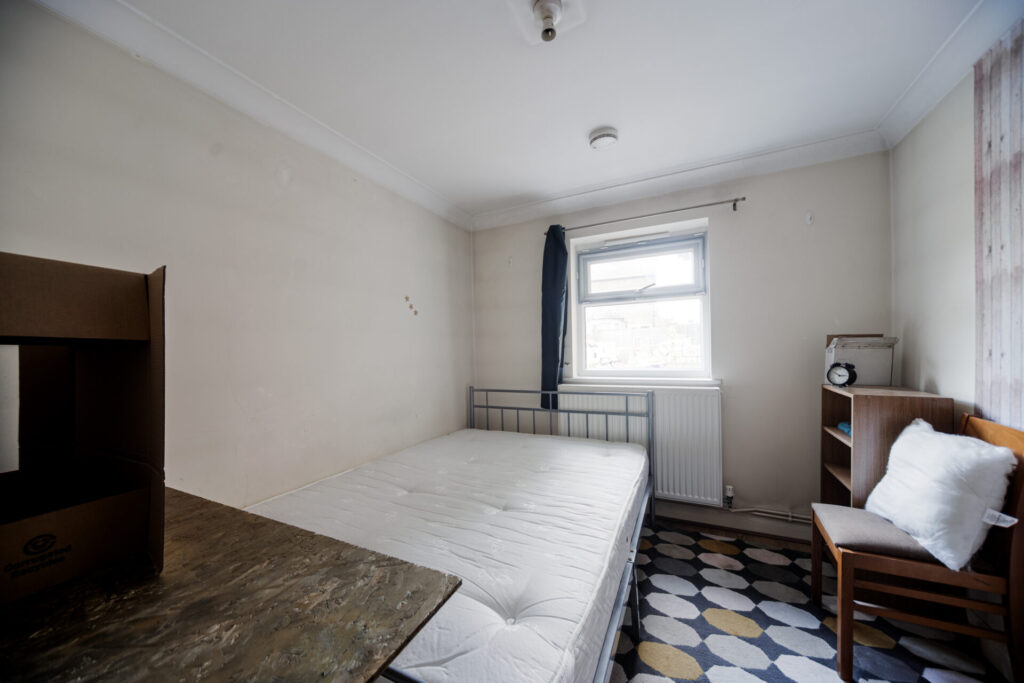 Lincoln Road - Enfield  - London - EN3