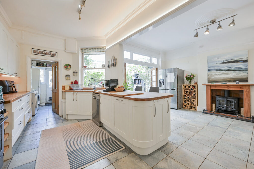 Truro Road - Haringey - London - N22