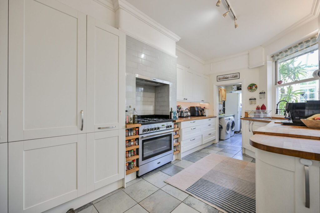 Truro Road - Haringey - London - N22
