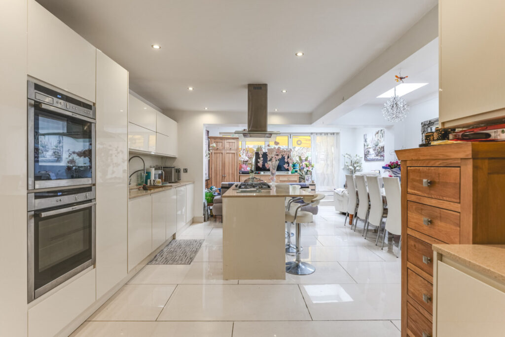 Friern Park - North Finchley  - London - N12