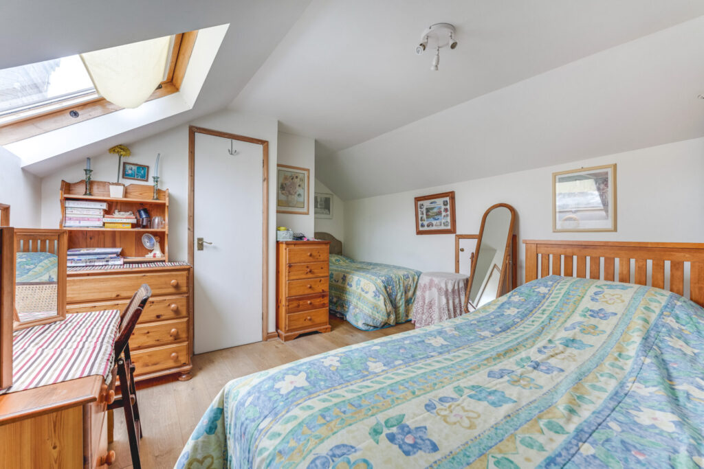 Friern Park - North Finchley  - London - N12