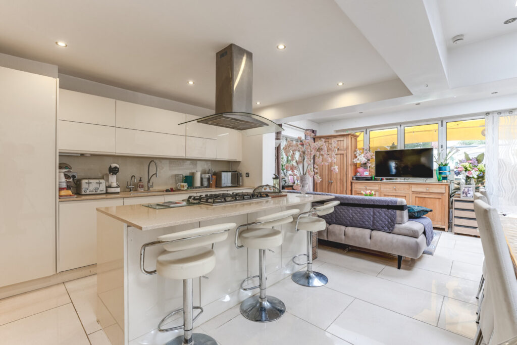 Friern Park - North Finchley  - London - N12