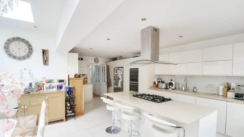 Friern Park - North Finchley  - London - N12