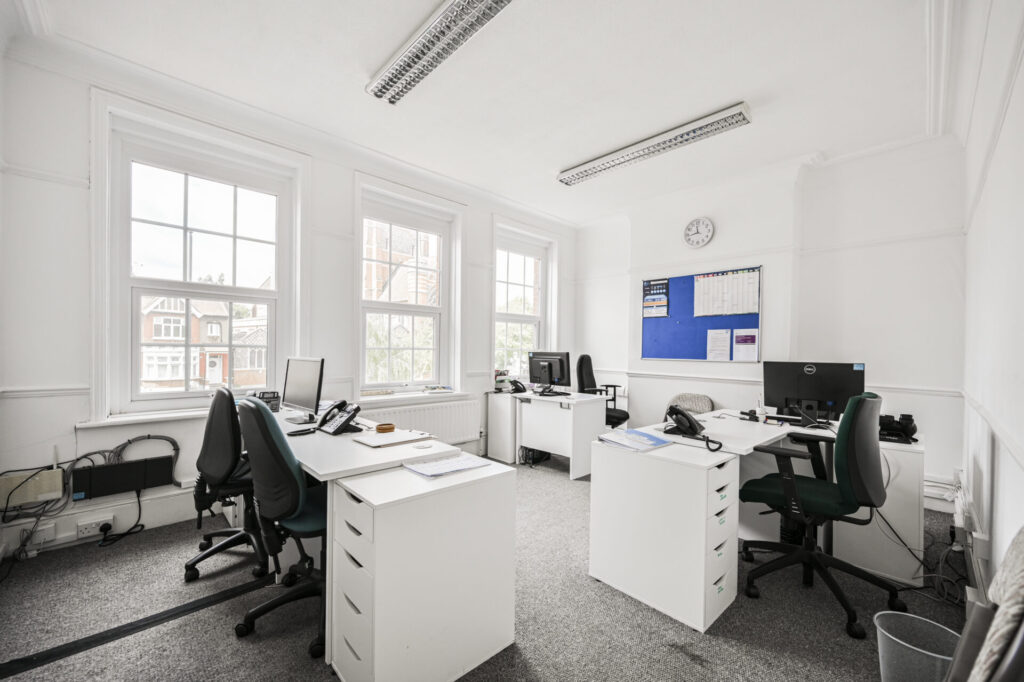 Green Lanes - Palmers Green - London - N13