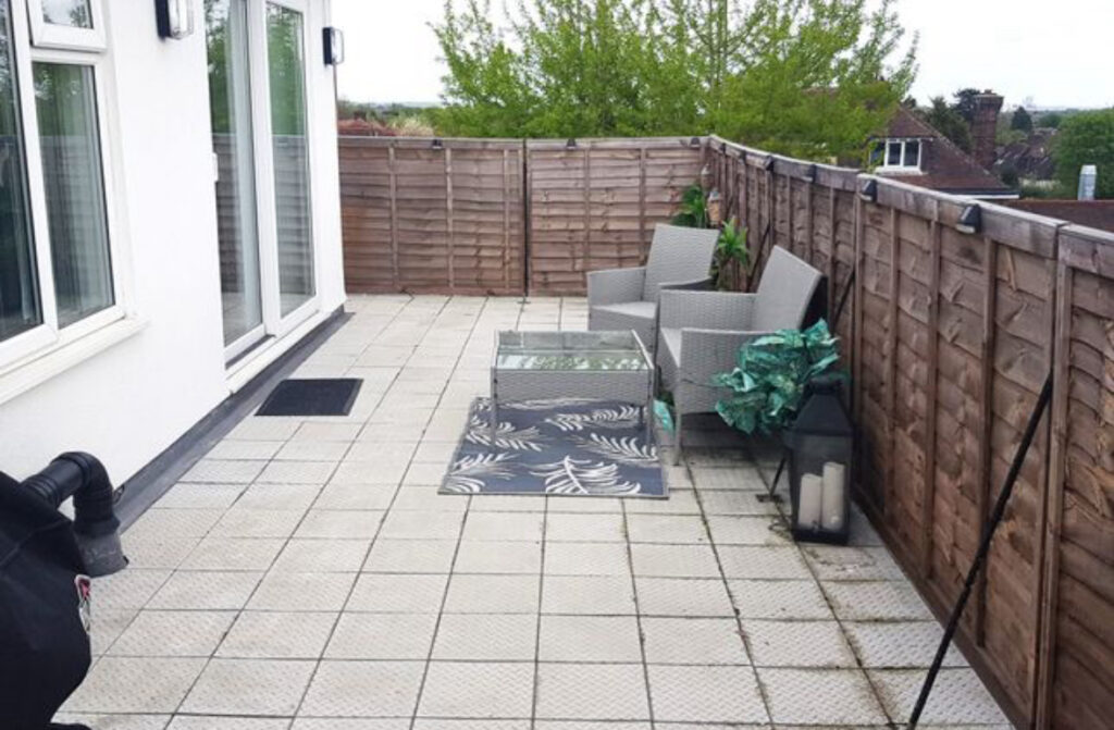 Norbury Court - North Finchley  - London - N12