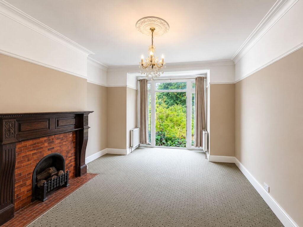 Lansdowne Road - Finchley - London - N3