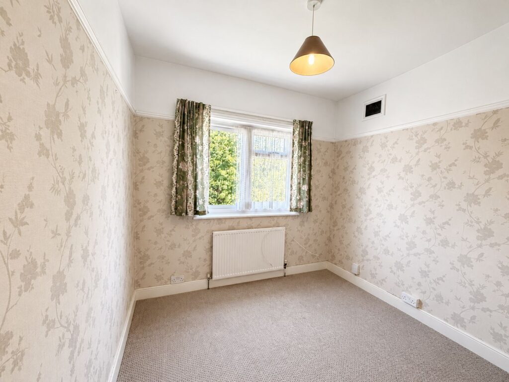 Lansdowne Road - Finchley - London - N3