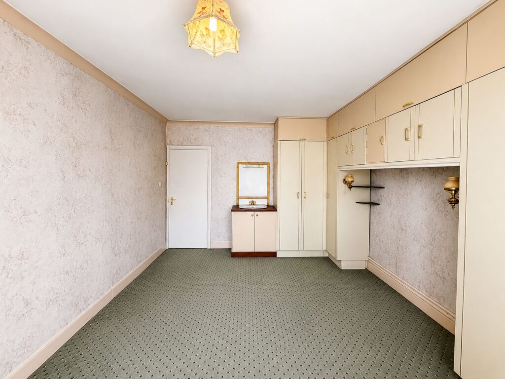 Lansdowne Road - Finchley - London - N3