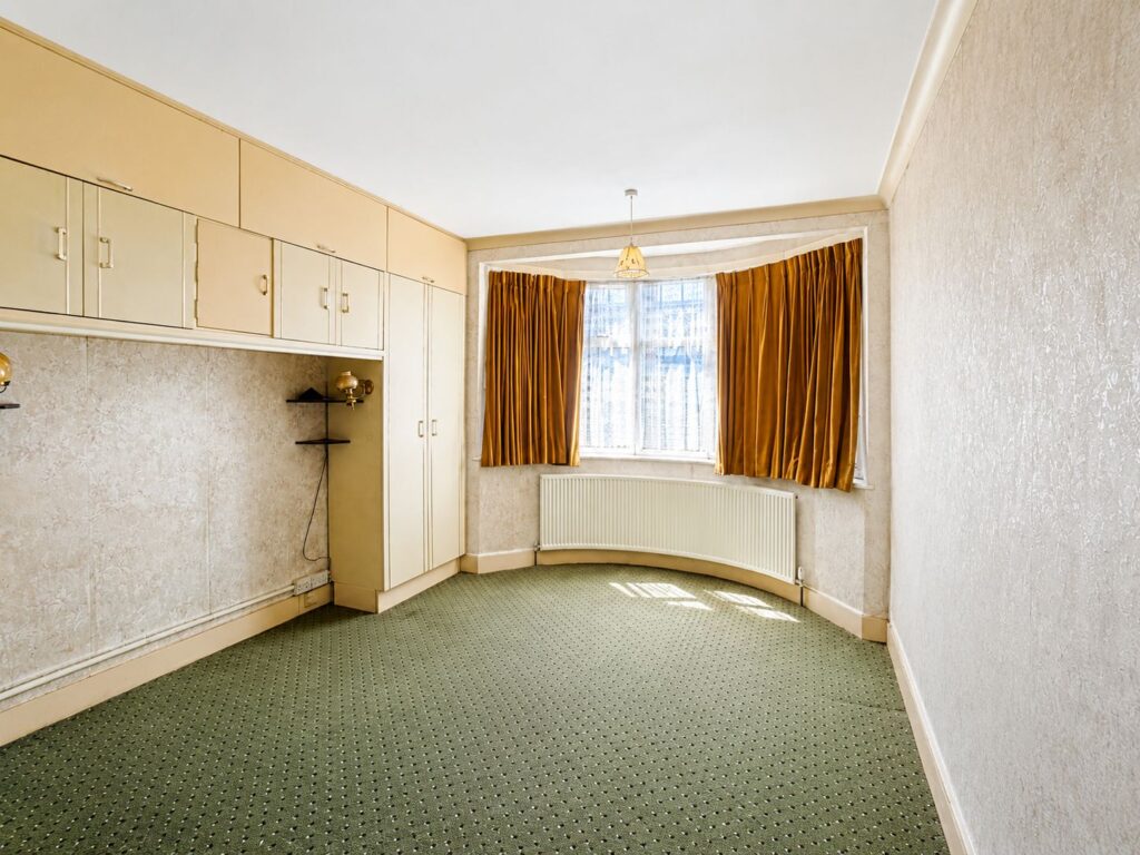 Lansdowne Road - Finchley - London - N3