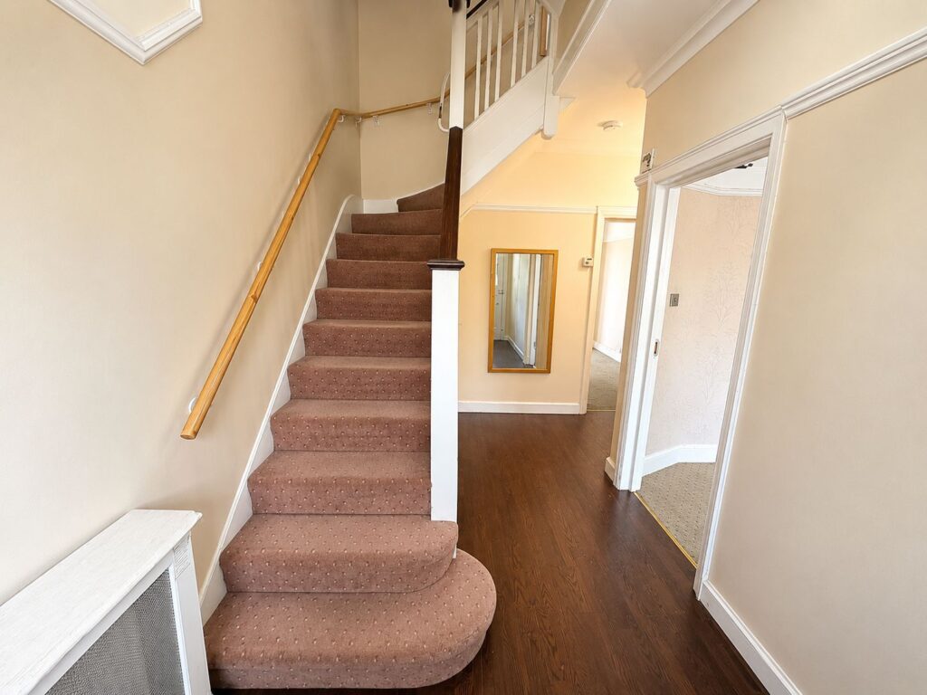 Lansdowne Road - Finchley - London - N3
