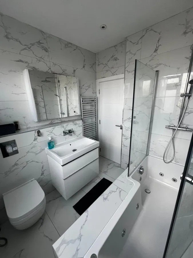 Ash Grove - Palmers Green - Enfield  - N13